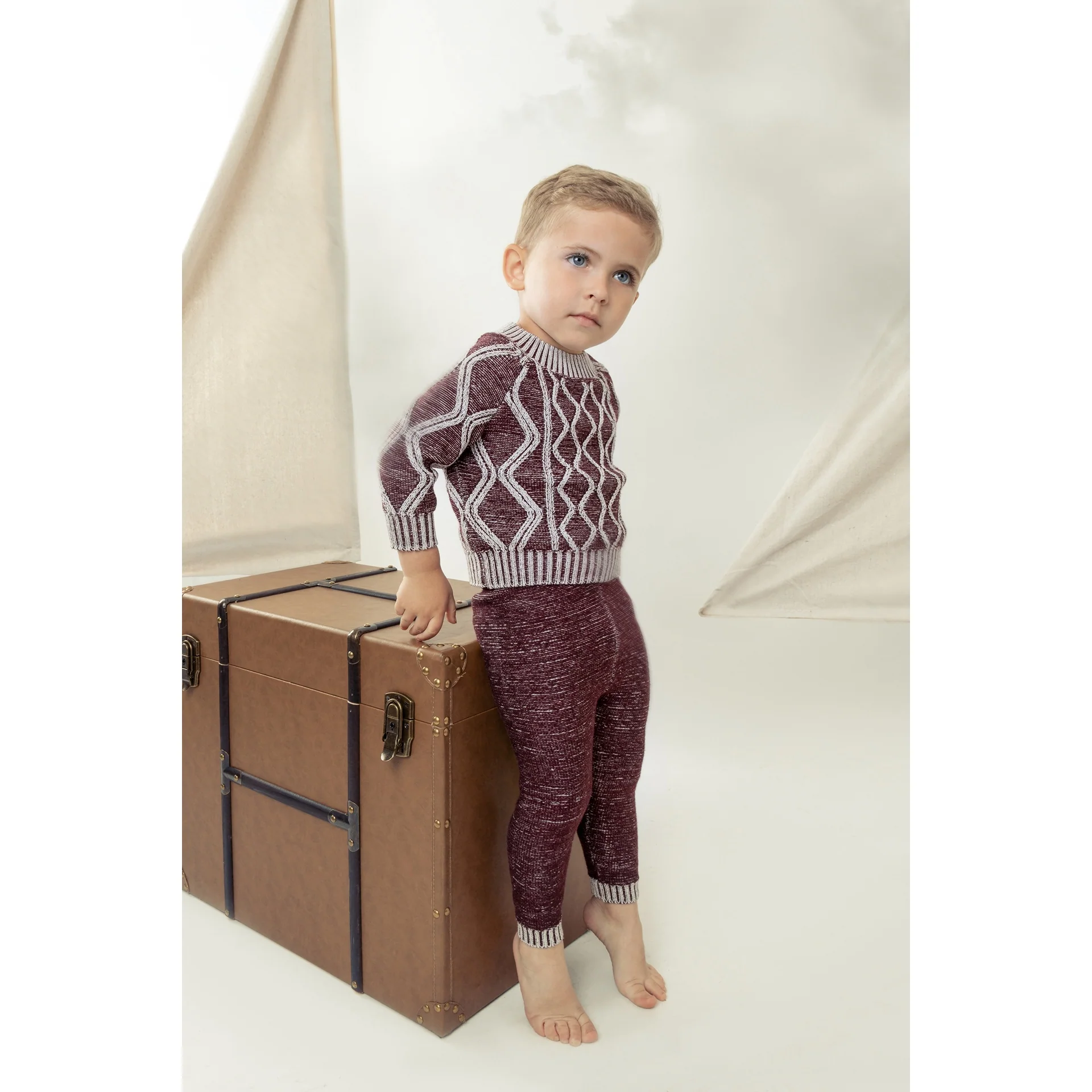 Belati Wine Distressed Diamond Textured 2Pc set (BKN377) - Image 2