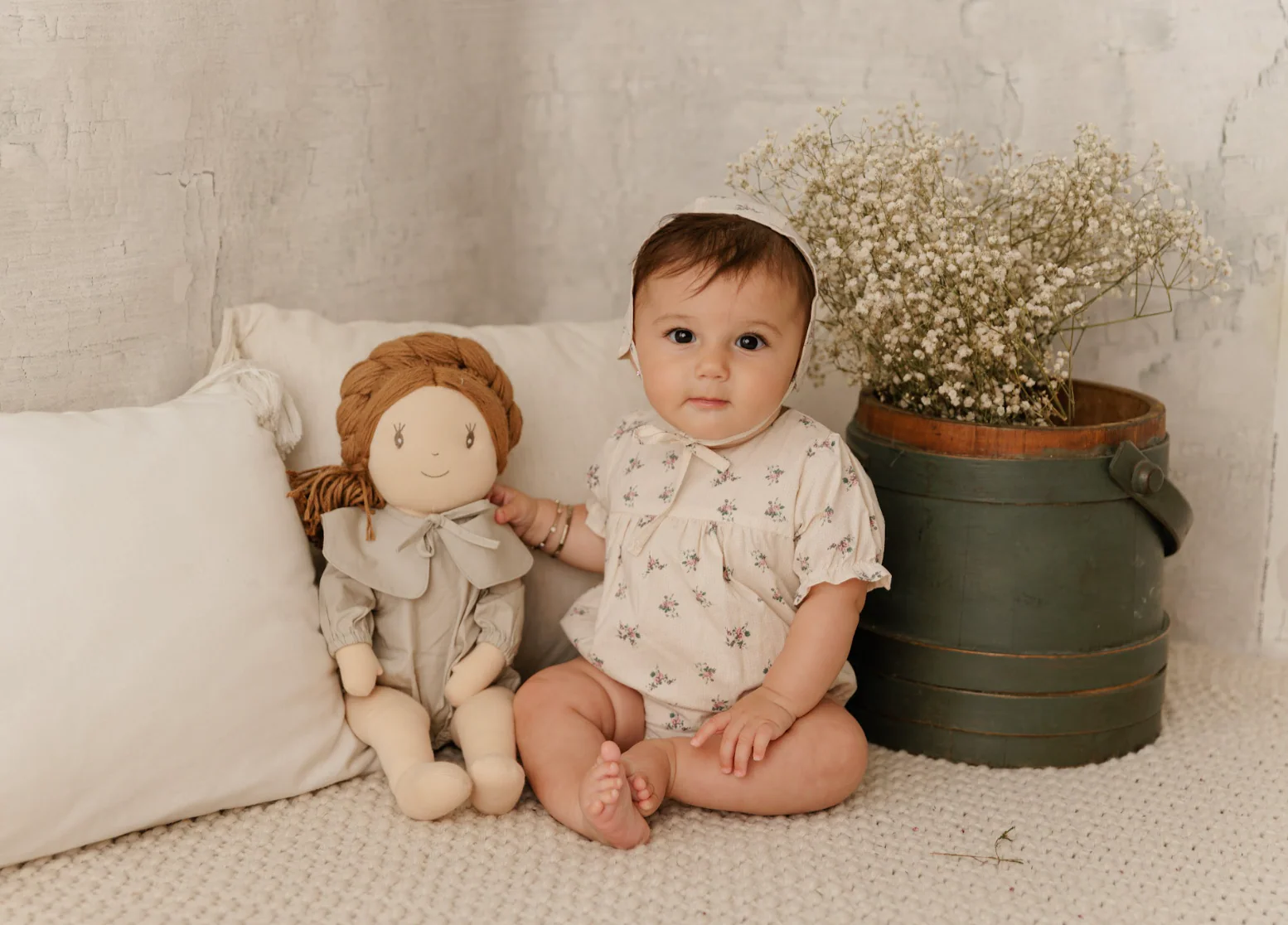 Bonjoy Floral Dot Polished Cotton Bonnet - Image 2
