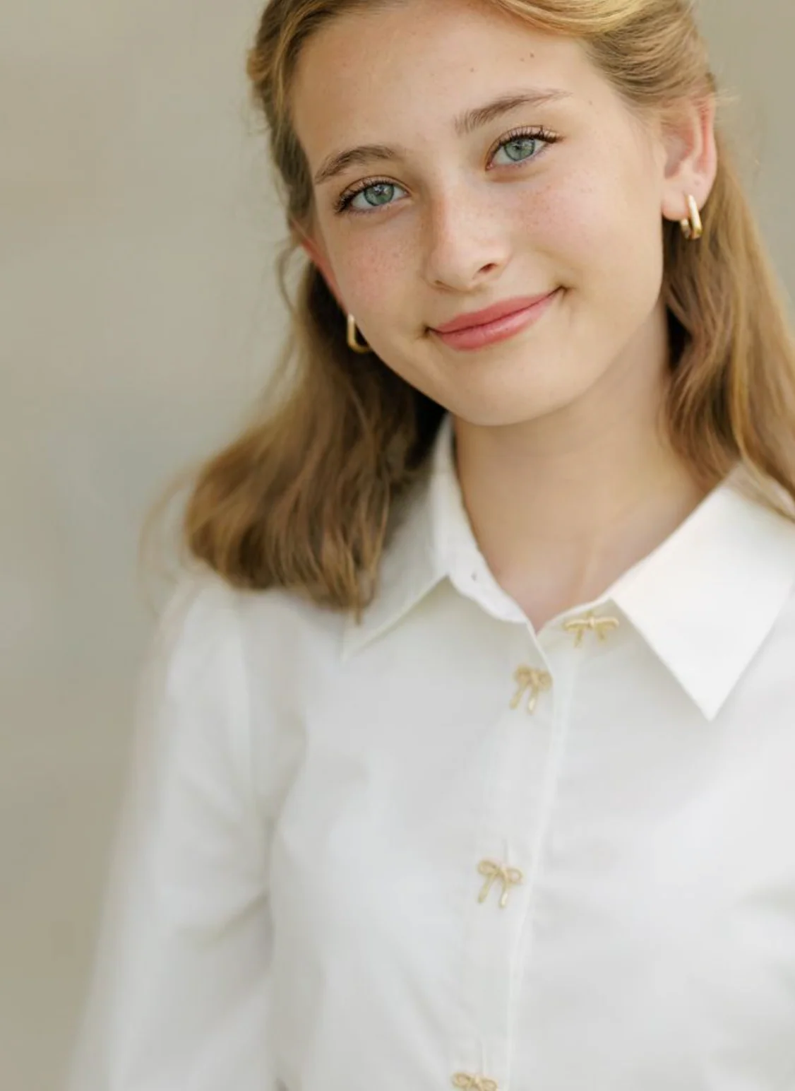 Daintti by Velvette Label Gold Bow Button Blouse - Image 2