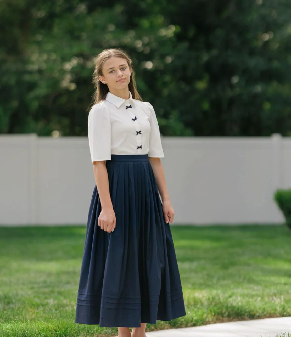 Daintti by Velvette Label Navy Bow Button Blouse - Image 3