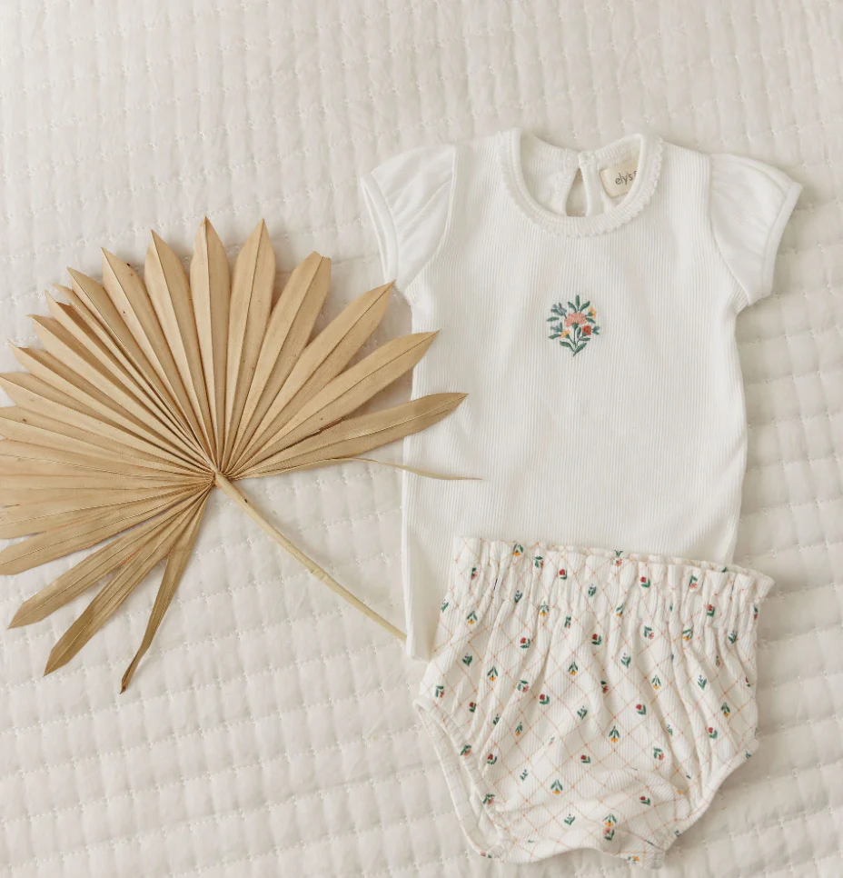 Ely's & Co Ribbed Floral Embroidered Collection Ivory Tshirt And Bloomer - Image 2