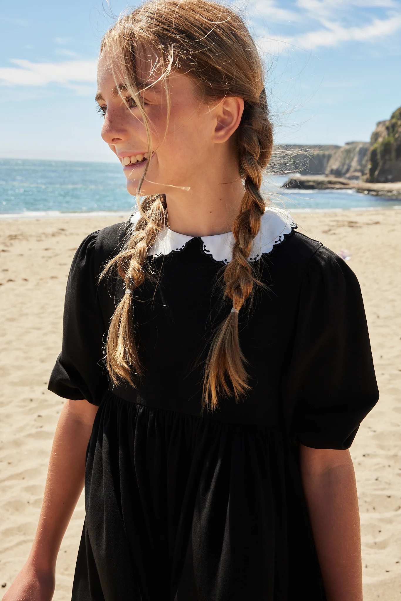 Pashmini Short Sleeve Madison Contrast Collar Maxi - Image 3