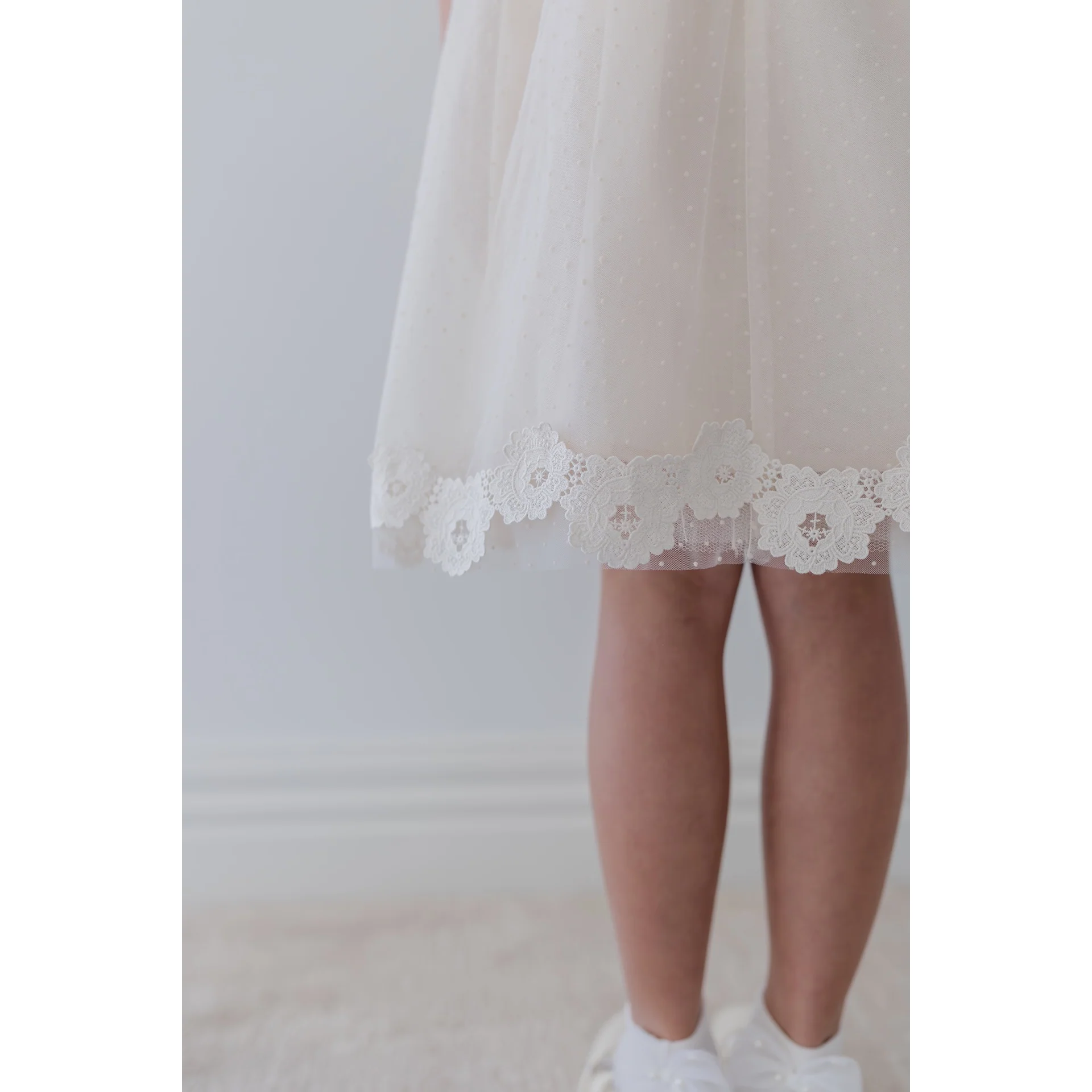 Petite Amalie Vintage Applique Bodice Tulle Dress (1399) - Image 4
