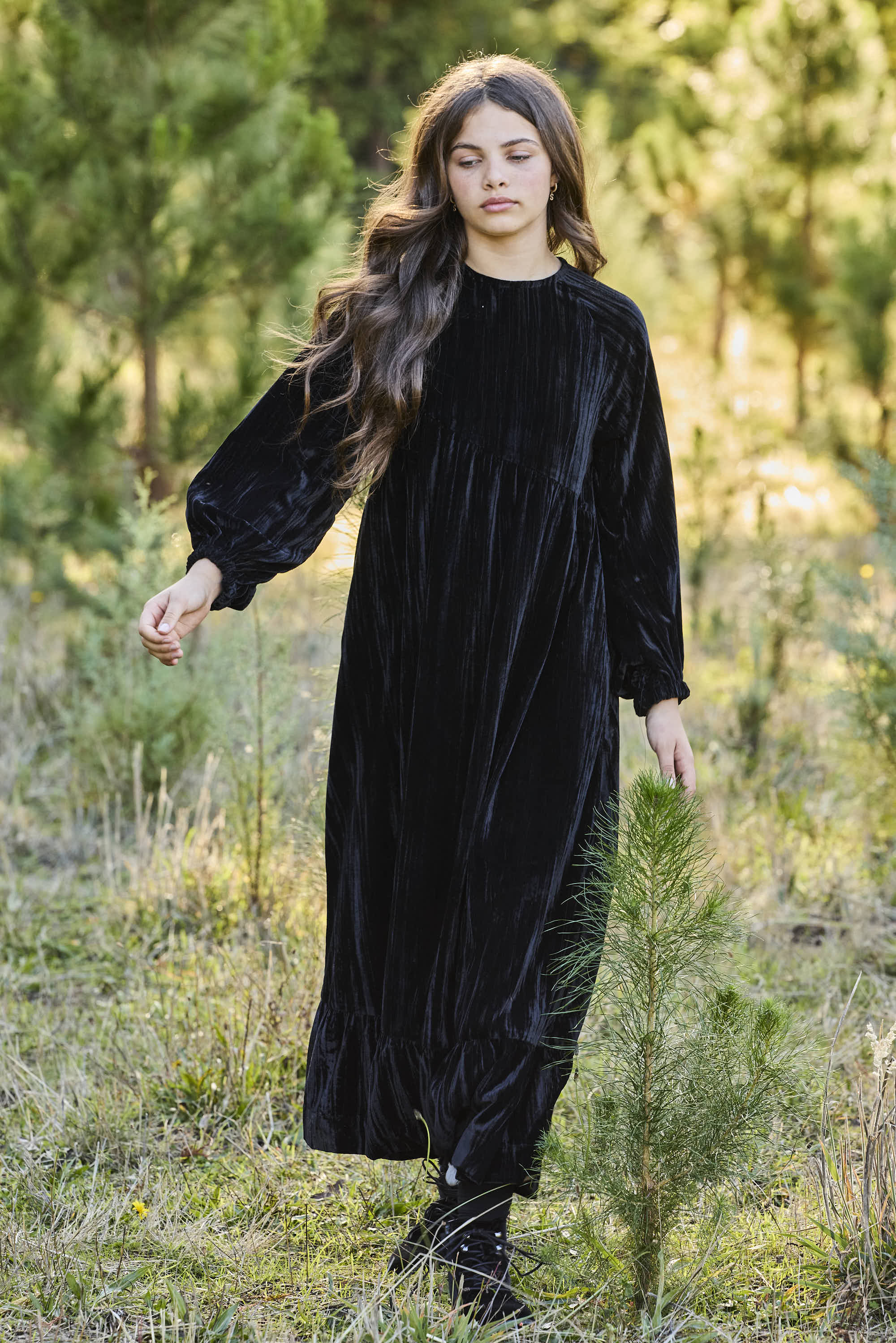 Pashmini Black Chloe Crushed Velvet Maxi - Image 2