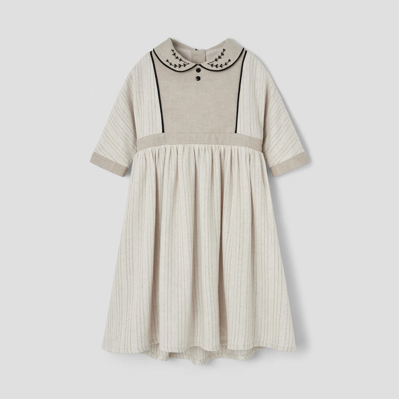 Popelin Silver lurex dress with yoke and embroidered baby collar (Mod.44.2)