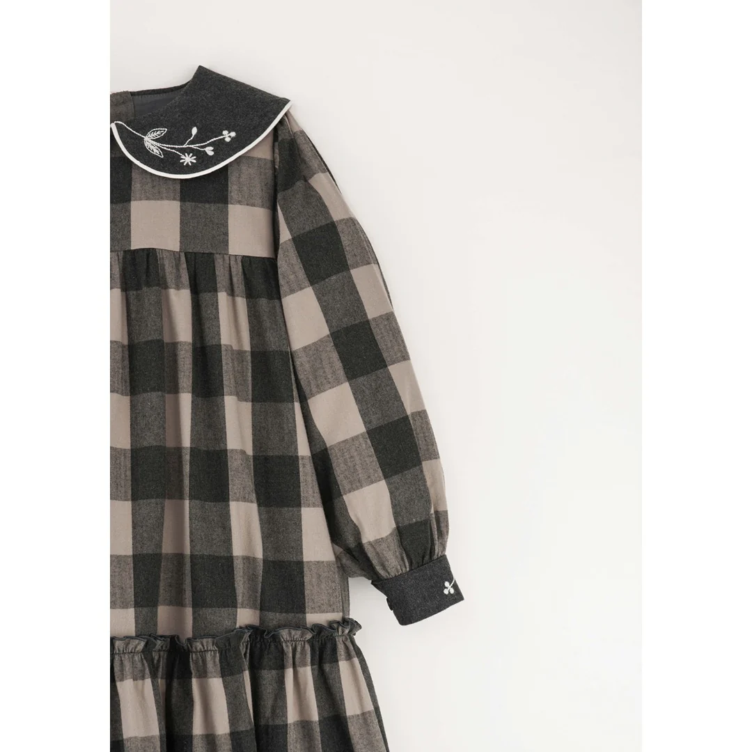 Popelin Taupe Check Dress With Embroidered Collar (MOD 33.4) - Image 3