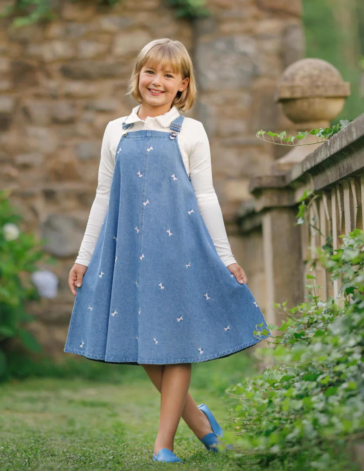 Velvette Label Denim White Bow Jumper - Image 2