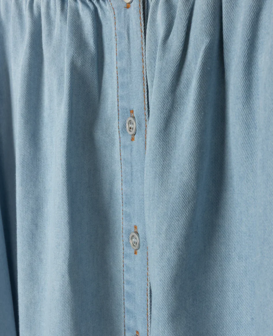 Vibe Chambray Flowy Maxi Pocket Skirt - Image 2